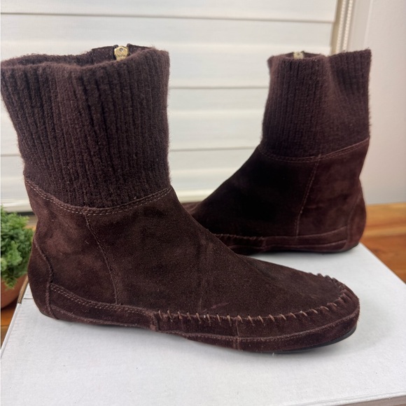 Minnetonka suede brown booties lace up size 8 - Picture 5 of 9